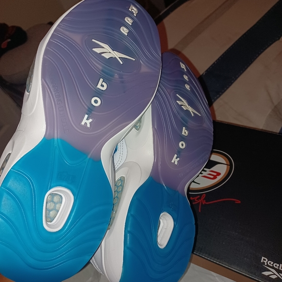 Reebok - Picture 6 of 7